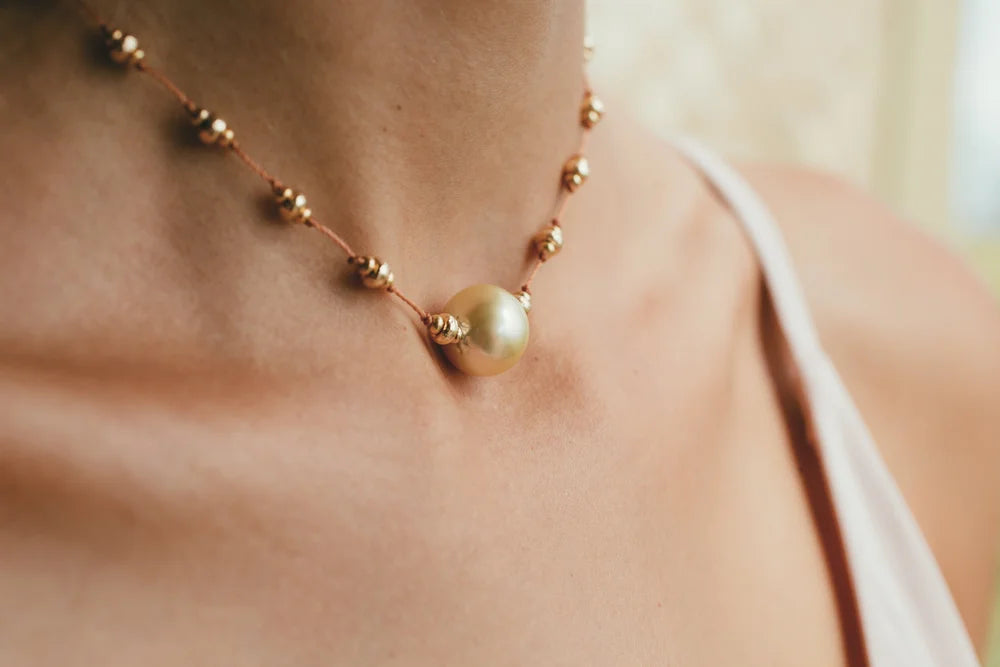 The Lone Pearl ~ Golden South Sea