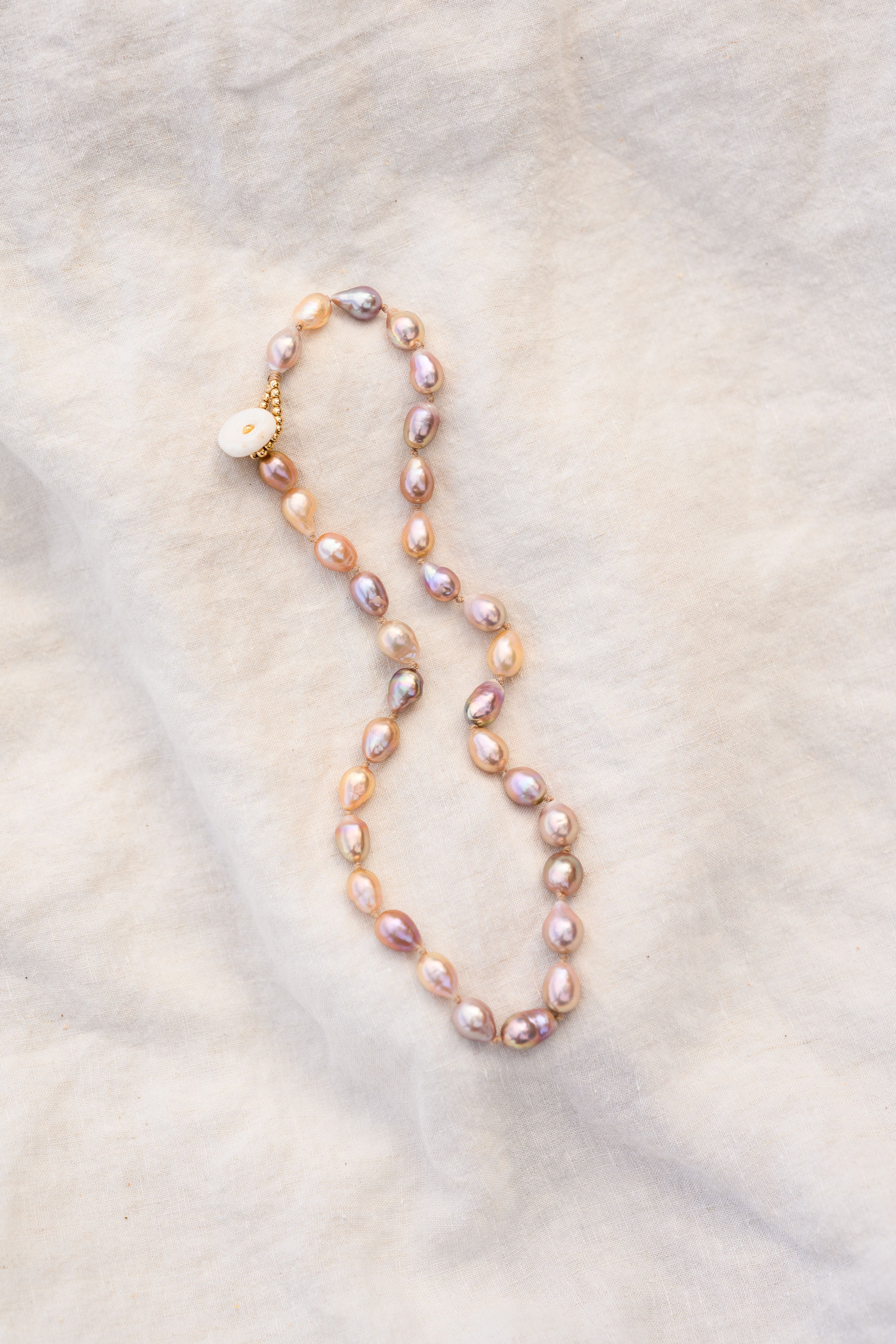 The Metallic Pink Strand