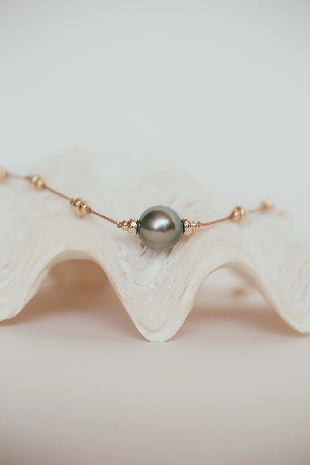 The Lone Pearl ~ Tahitian